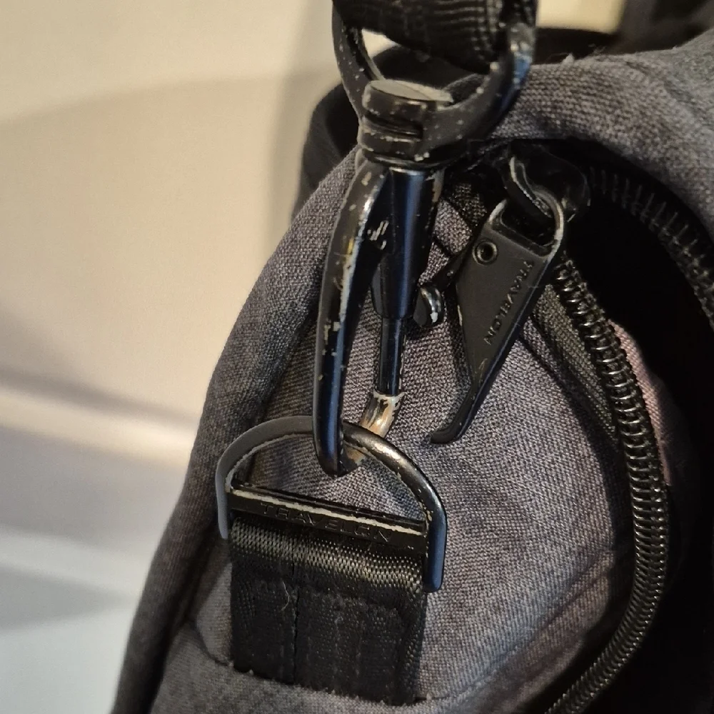 Travelon Anti-Theft Urban Gray Crossbody Messenger Bag with Adjustable Strap